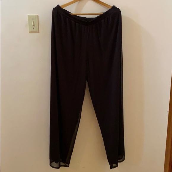 Fab bronze and brown three piece suit with purse - Picture 6 of 14